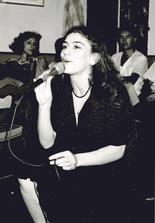 Mila_Ferreira_Bares2