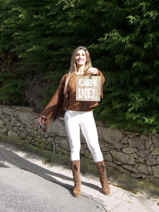 Mila_Ferreira_Carpe1