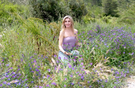 Mila_Ferreira_Violeta1